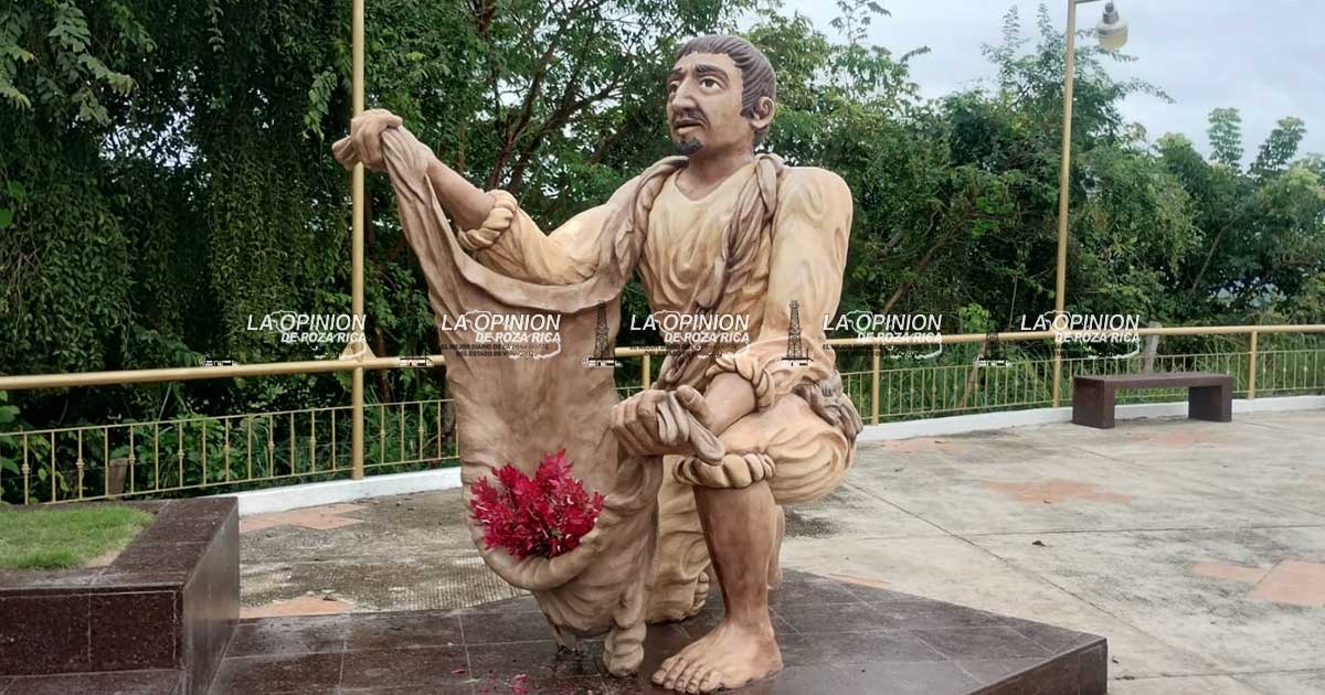 Celebran feligreses el día dedicado a San Juan Diego Celebran feligreses el día dedicado a San Juan Diego