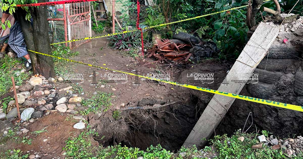 Socavón alerta a familias de Zacate Colorado Socavón alerta a familias de Zacatecas Colorado