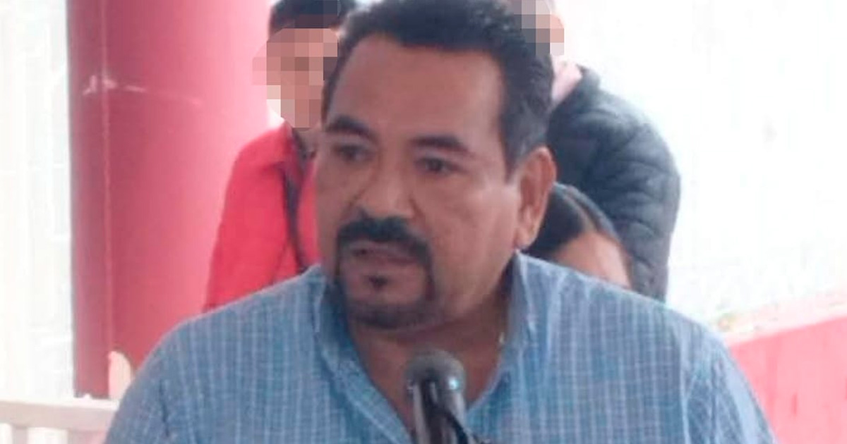 Celso Rogelio enloquece, agrede y amenaza a mujeres funcionarias