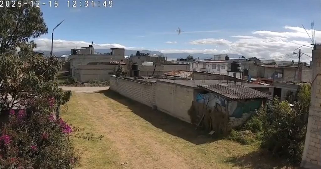 Familia pierde la vida en accidente aéreo; FGR investiga causas 10 muertos en accidente aéreo en Toluca; FGR investiga causas