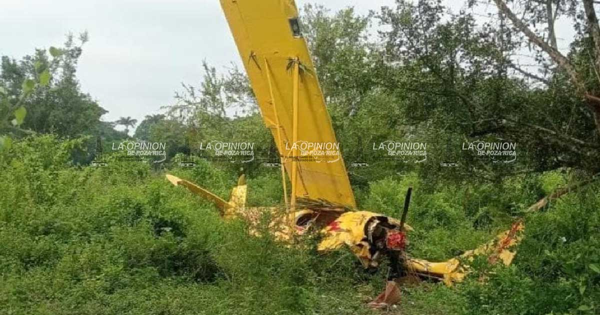 Se desploma avioneta en Chacaltianguis; dos tripulantes sobreviven con lesiones