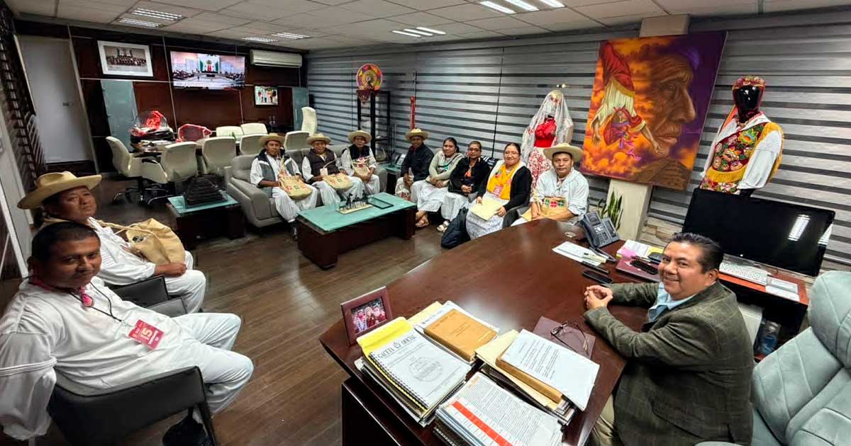 Eric Domínguez reúne a Voladores Eric Domínguez reúne a Voladores