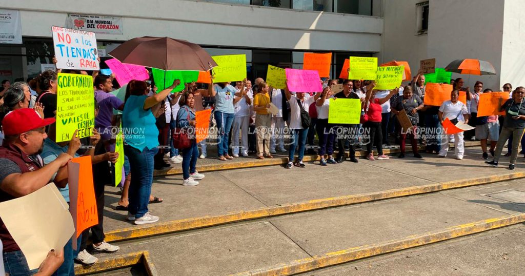 Otra manifestación de los trabajadores de SESVER Otra manifestación de los trabajadores de SESVER