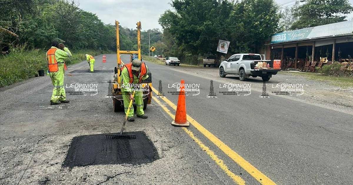 Inicia SICT bacheo en la vía Tihuatlán-Álamo Inicia SICT bacheo en la vía Tihuatlán-Álamo