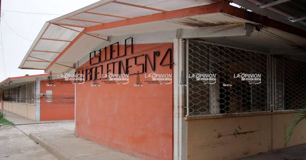 No todas las escuelas regresaron a clases No todas las escuelas regresaron a clases