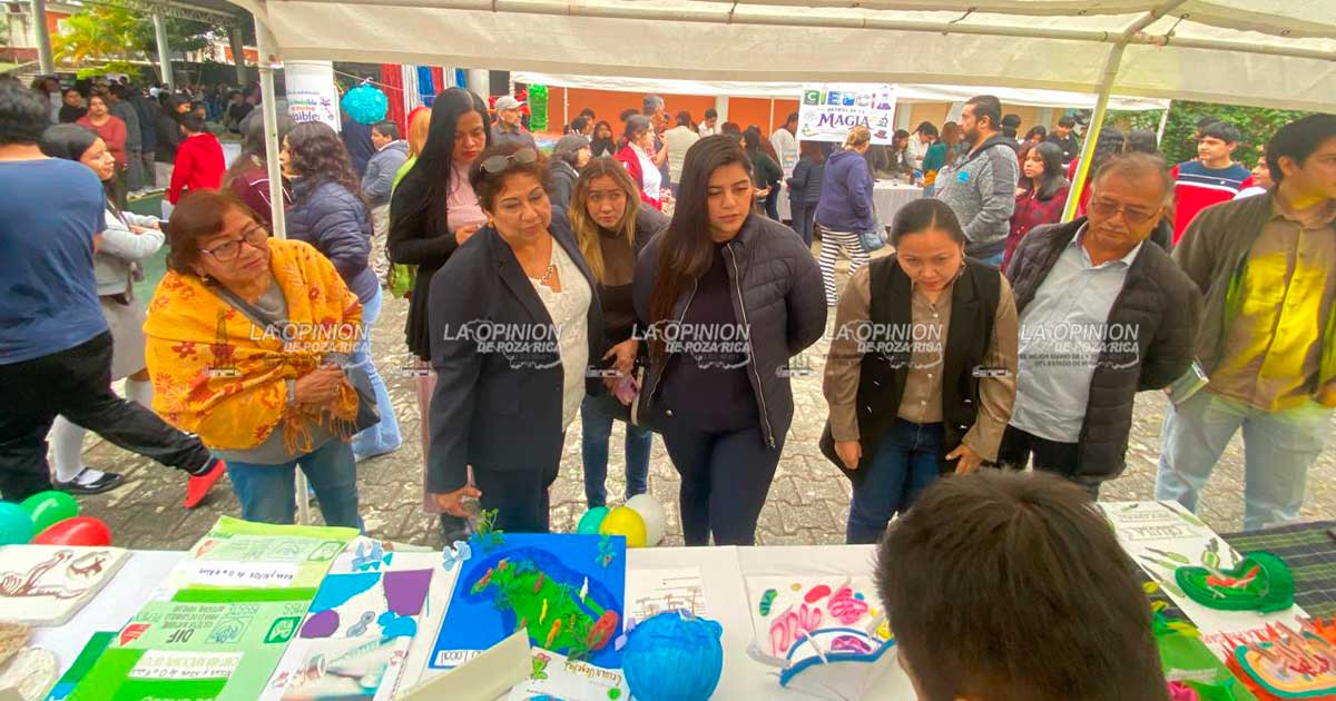 Encabeza Adanely Rodríguez la inauguración de la Expo Educartec Encabeza Adanely Rodríguez la inauguración de la Expo Educartec