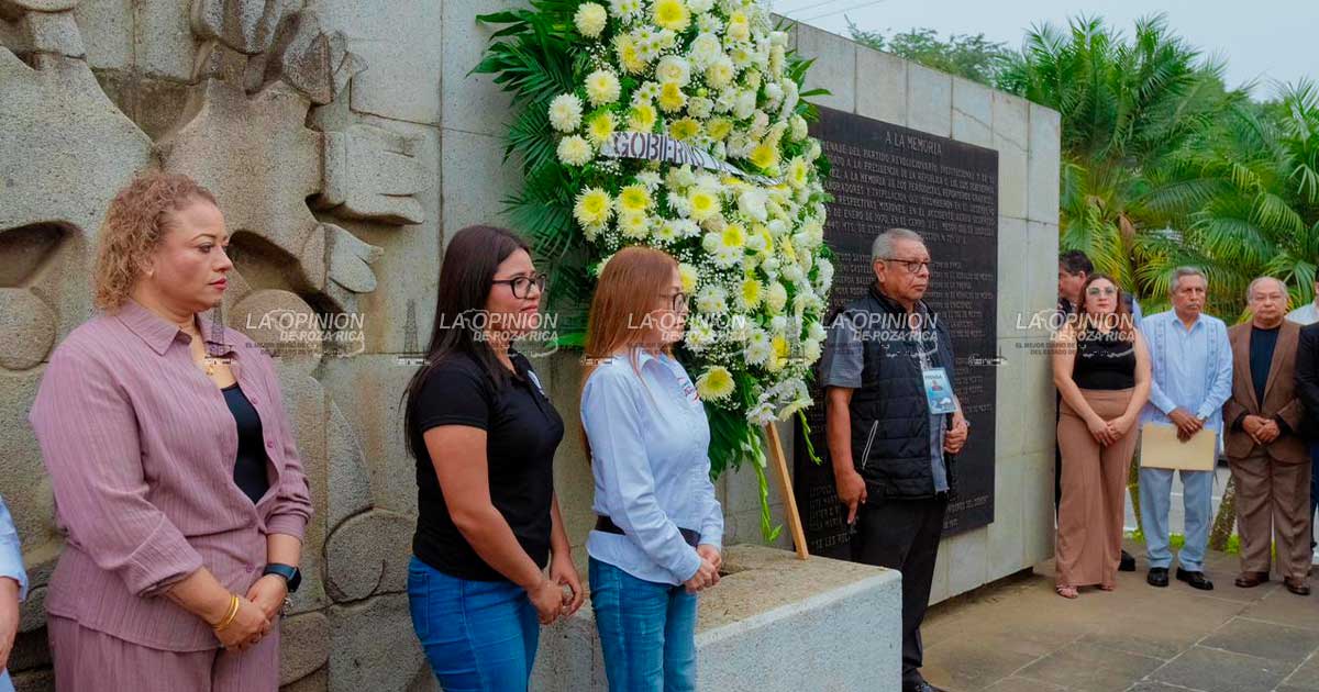 Poza Rica honra a víctimas de Cerro del Mesón Poza Rica honra a víctimas de Cerro del Mesón
