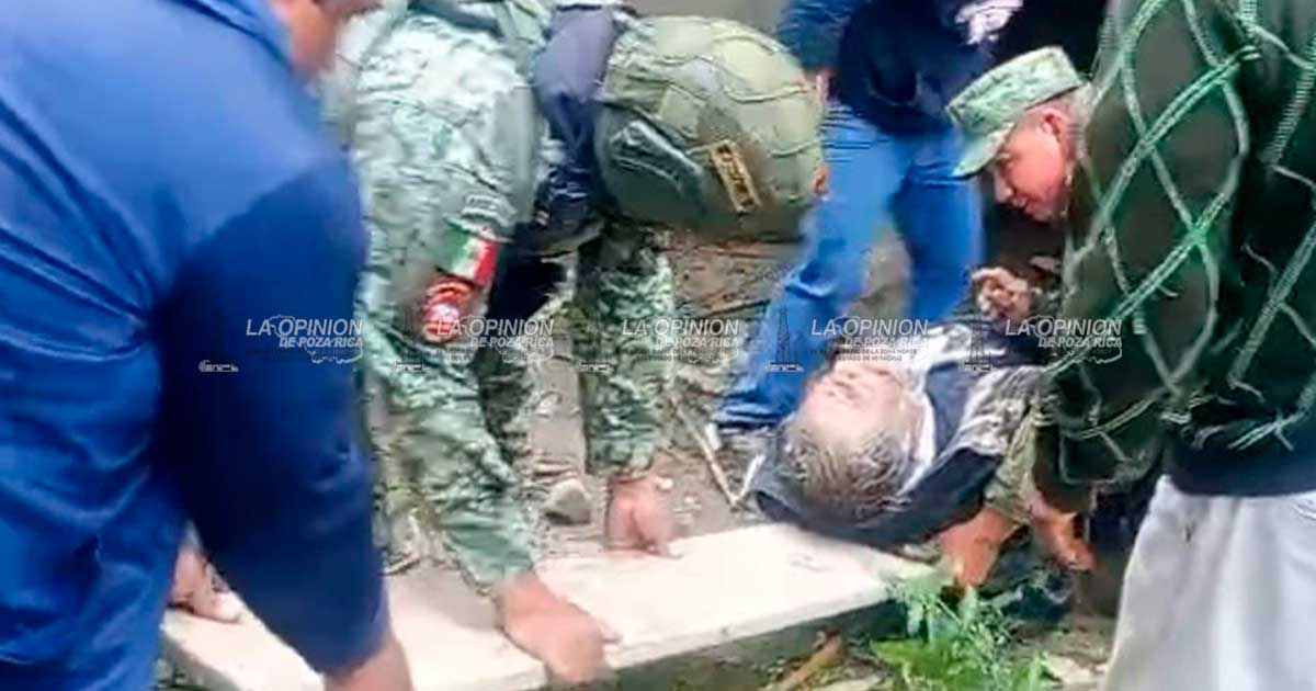 Albañil lesionado tras caer desde un puente Albañil lesionado tras caer desde un puente