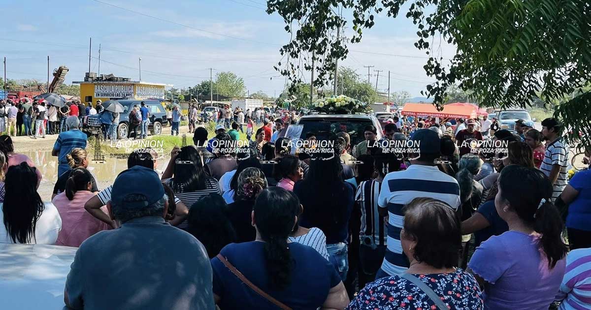 Despiden a víctimas del ataque armado Despiden a víctimas del ataque armado