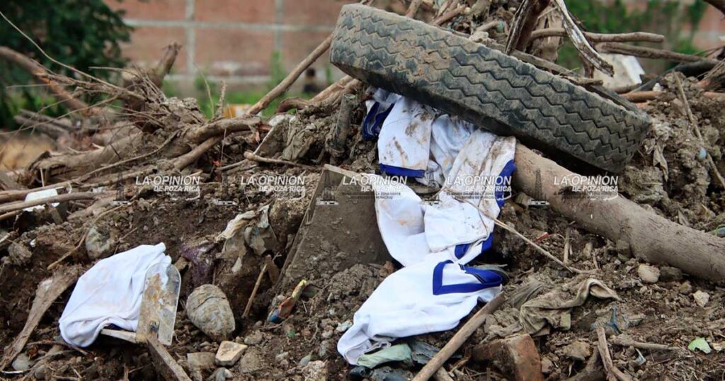 Basurero provisional afecta espacio deportivo en el Campo "Pepe Soto" Basurero provisional afecta espacio deportivo en el Campo "Pepe Soto"