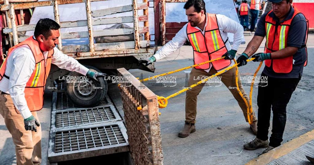 Jorge Alanís da banderazo al nuevo Renacer en Coatzintla Jorge Alanís da banderazo al nuevo Renacer en Coatzintla