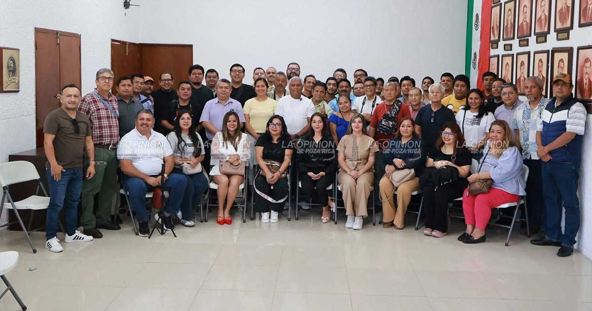 Alcalde reconoce y respalda la labor de los periodistas Alcalde reconoce y respalda la labor de los periodistas