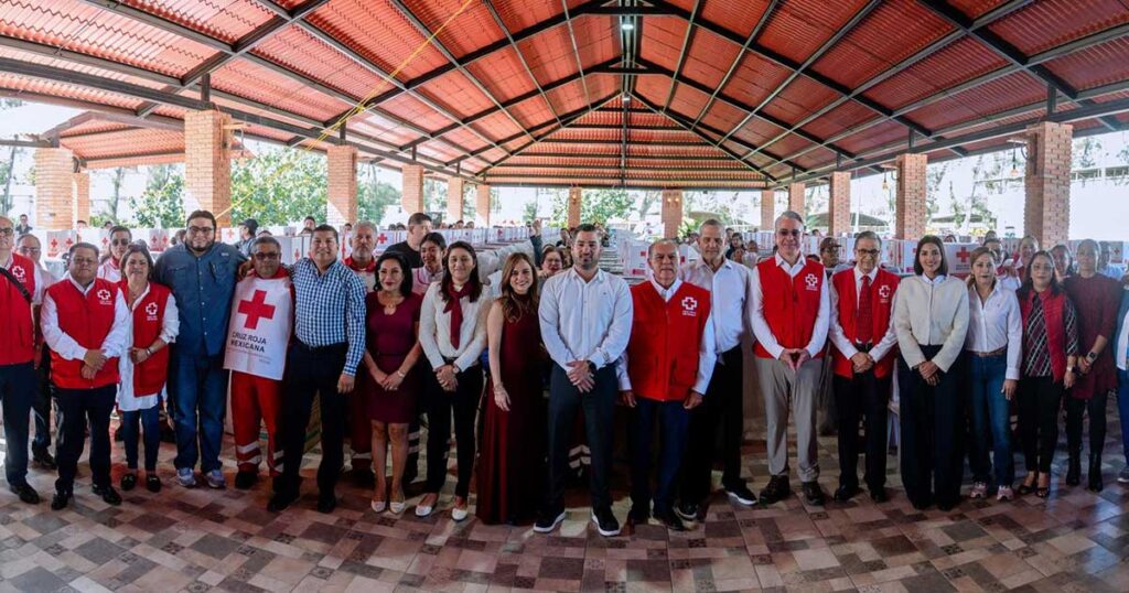 Cruz Roja entrega enseres domésticos Cruz Roja entrega enseres domésticos