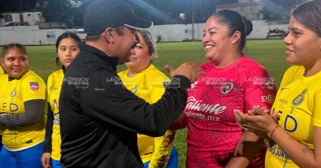 Después de 18 años, iluminado el Municipal Después de 18 años, iluminado el Municipal