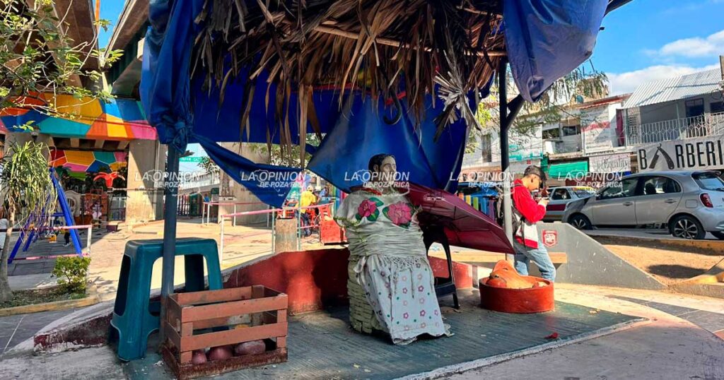 Urge rescatar parques y esculturas públicas Urge rescatar parques y esculturas públicas