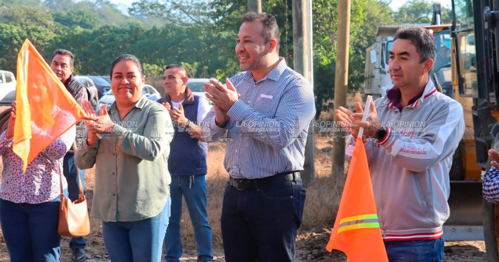 Arranca pavimentación de ruta a comunidades Arranca pavimentación de ruta a comunidades