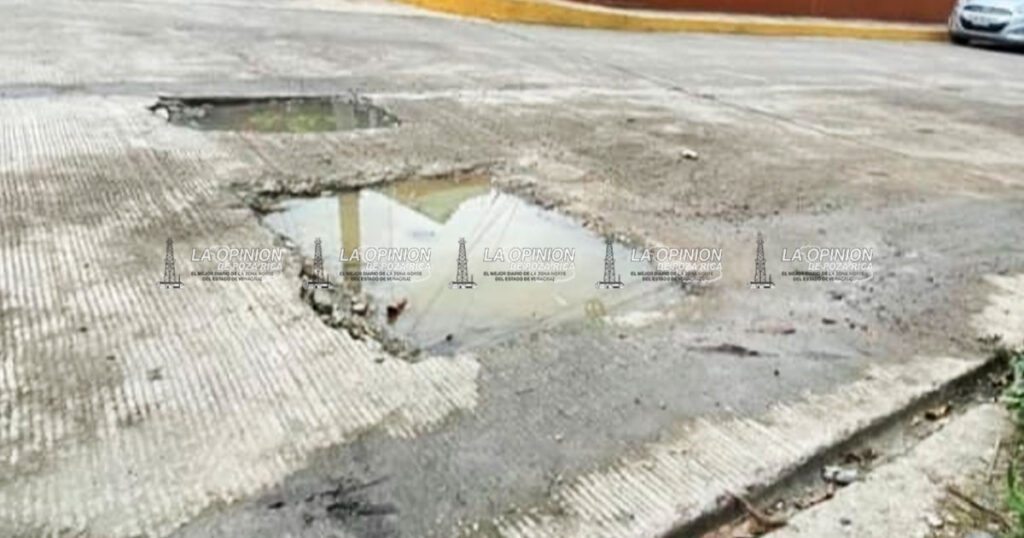 Genera CAEV peligro mortal en la colonia Agustín Lara Genera CAEV peligro mortal en la colonia Agustín Lara