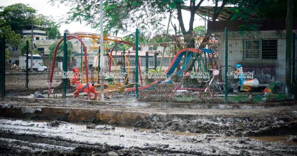 Bacheo, rehabilitación de parques y campos deportivos, prioridad: Adanely Rodríguez Bacheo, rehabilitación de parques y campos deportivos, prioridad: Adanely Rodríguez