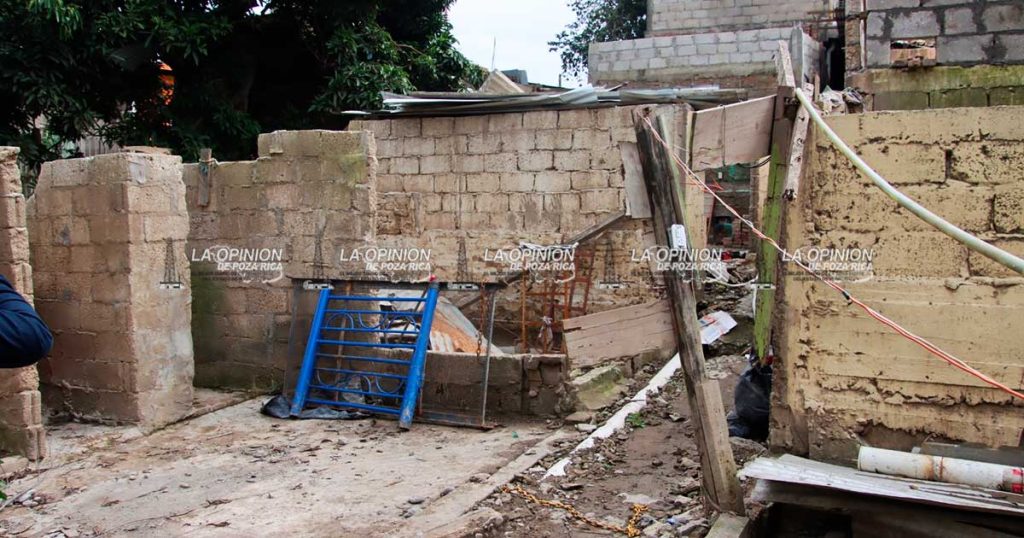 Vecinos de la Ignacio de la Llave viven en un foco de infección desde la inundación Vecinos de la Ignacio de la Llave viven en un foco de infección desde la inundación