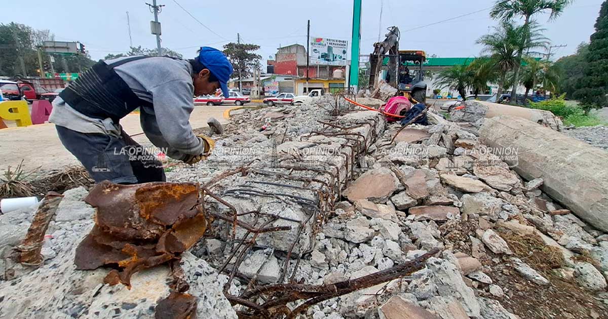 Concluye retiro total del monumento al Colotero Concluye retiro total del monumento al Colotero