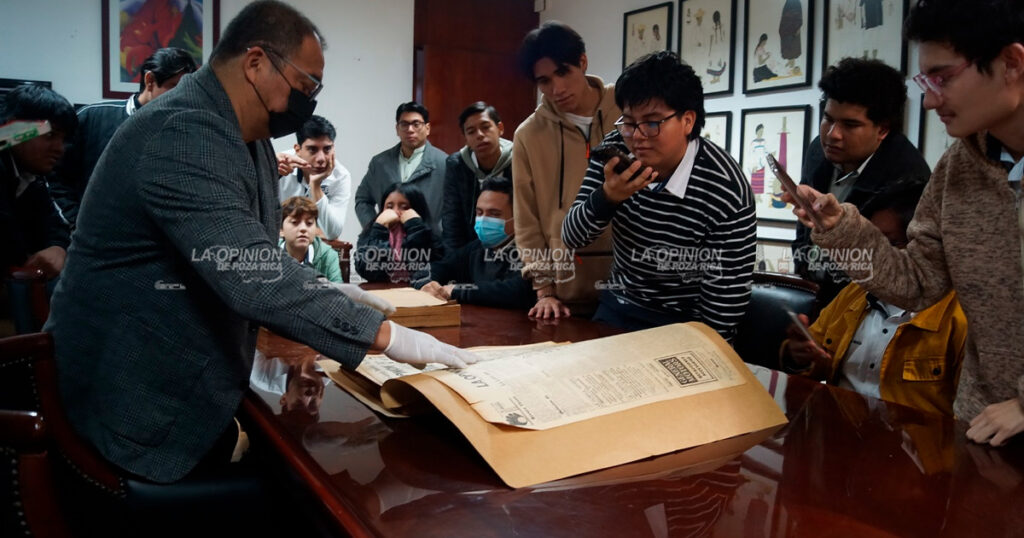 Alumnos de la Gabino conocen La Opinión Alumnos de la Gabino conocen La Opinión