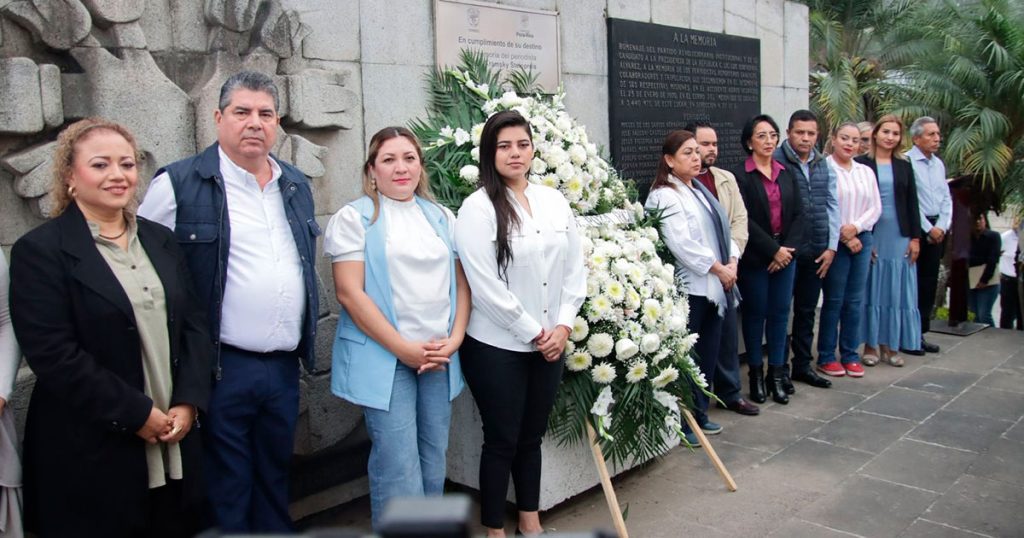 Alcaldesa reconoce labor de periodistas en su día Alcaldesa reconoce labor de periodistas en su día