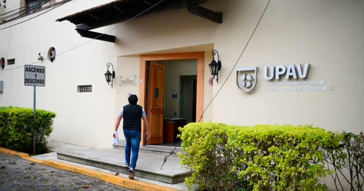 UPAV despide a 200 trabajadores UPAV despide a 200 trabajadores