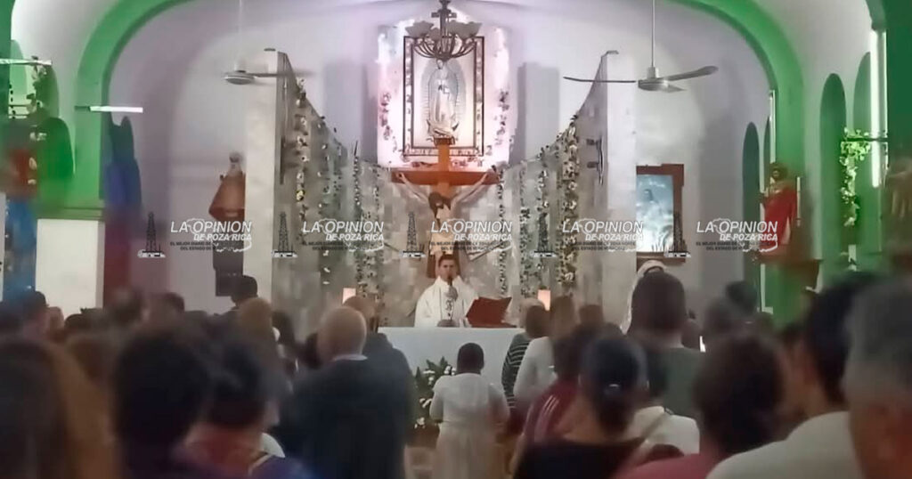Tecolutla se prepara para celebrar a la Virgen de la Candelaria con su tradicional paseo por el río Tecolutla se prepara para celebrar a la Virgen de la Candelaria con su tradicional paseo por el río
