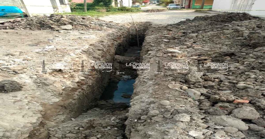 Rehabilita ayuntamiento drenaje colapsado en la Salvador Allende