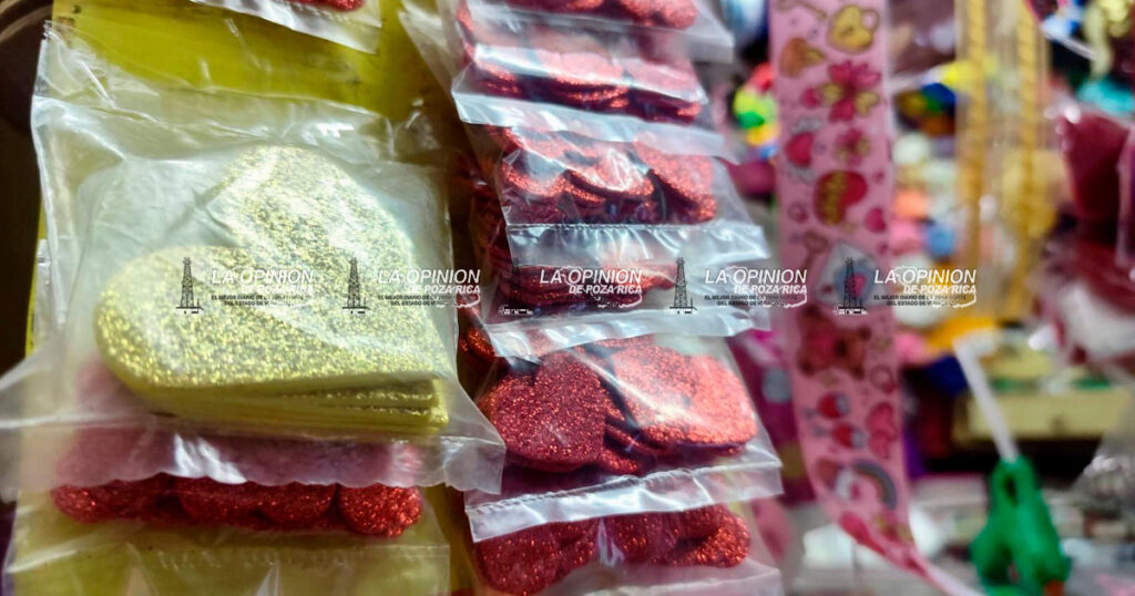 Comerciantes del Mercado Poza Rica invitan a consumir local este 14 de febrero Comerciantes del Mercado Poza Rica invitan a consumir local este 14 de febrero
