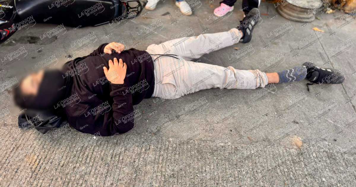 ¡Embisten a Moto Repartidor! ¡Embisten a Moto Repartidor!