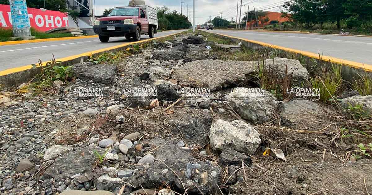 Tramo Poza Rica–Cazones quedó inconcluso por SIOP Tramo Poza Rica–Cazones quedó inconcluso por SIOP