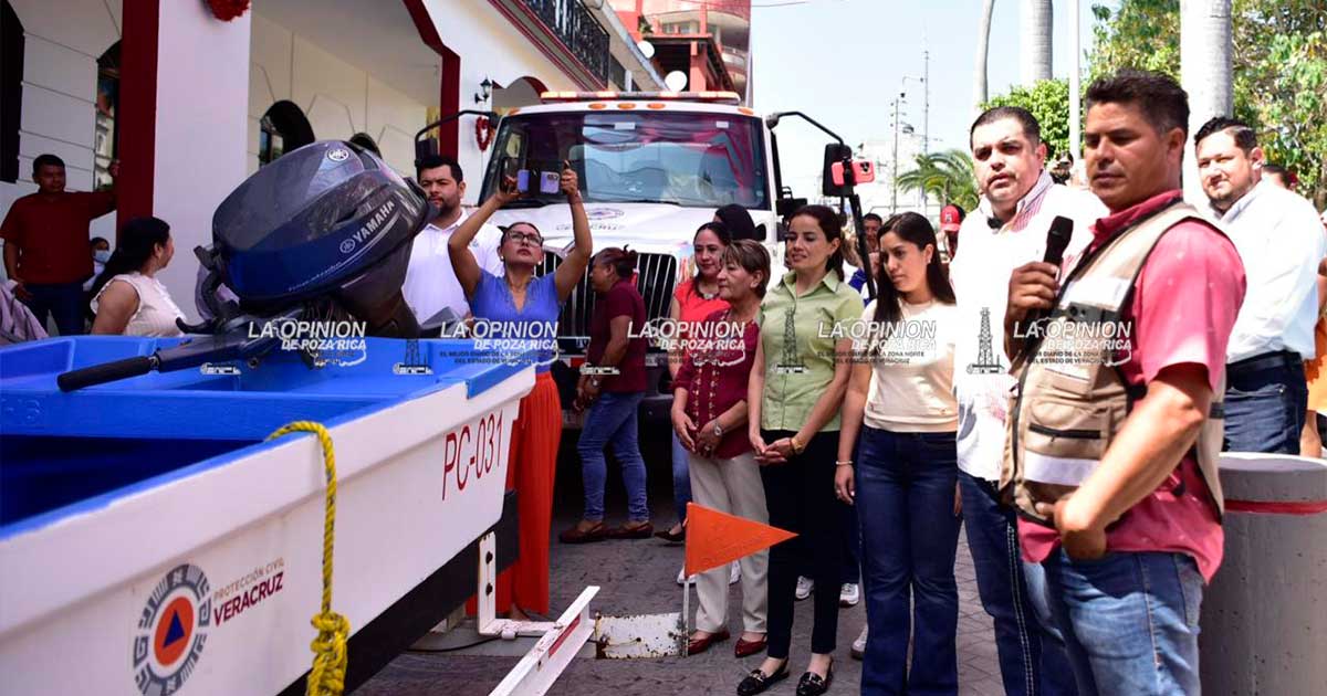 Ayuntamiento de Tantoyuca fortalece Protección Civil con pipa contra incendios y lancha de rescate Ayuntamiento de Tantoyuca fortalece Protección Civil con pipa contra incendios y lancha de rescate
