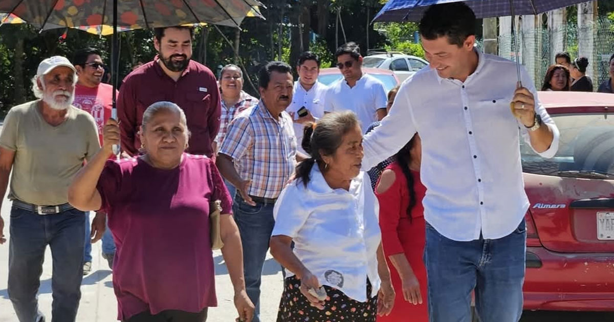 Alcalde de San Rafael dialoga con habitantes de Cabellal para posible construcción de pozo de agua Alcalde de San Rafael dialoga con habitantes de Cabellal para posible construcción de pozo de agua