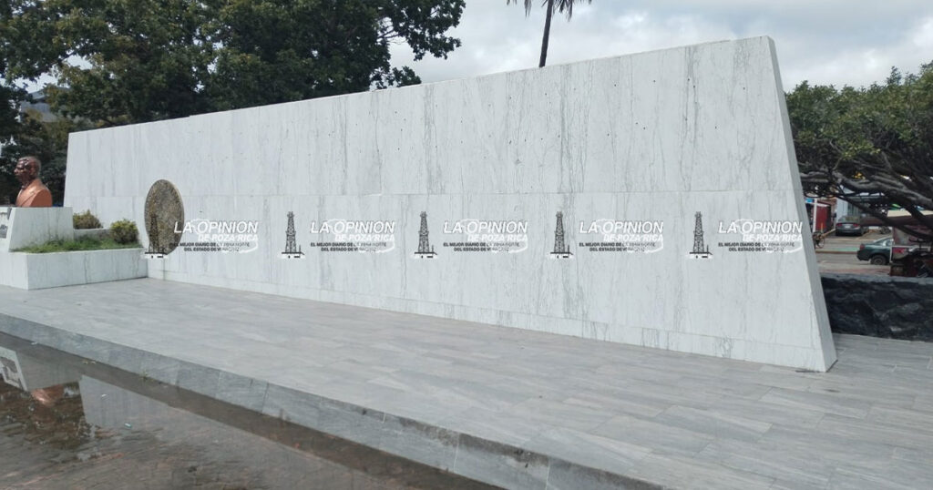 Cuatro años de olvido para monumento de Lázaro Cárdenas Cuatro años de olvido para monumento de Lázaro Cárdenas