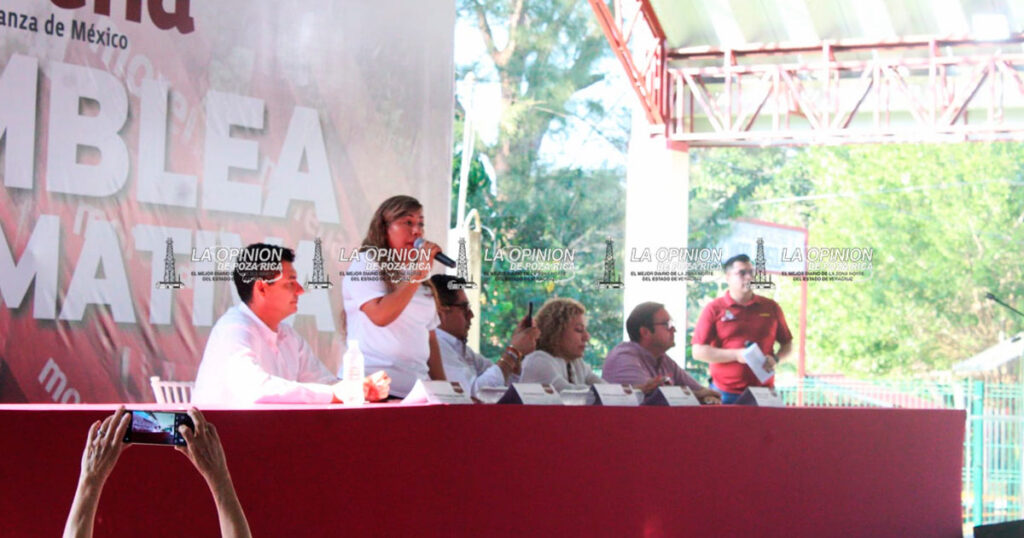 Plantea Morena eliminar diputaciones plurinominales en asamblea en Gutiérrez Zamora Plantea Morena eliminar diputaciones plurinominales en asamblea en Gutiérrez Zamora