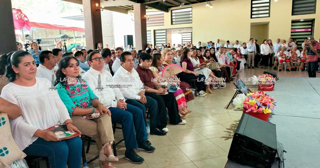 Miriam García rinde su informe de actividades legislativas Miriam García rinde su informe de actividades legislativas