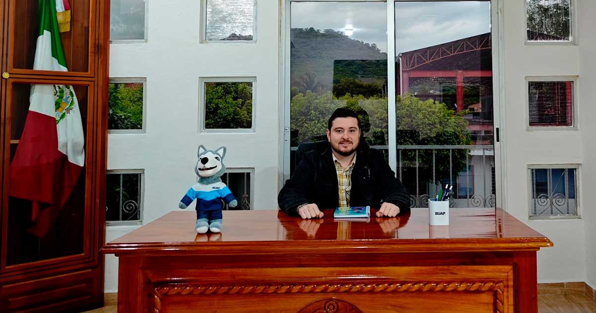 Alcalde atiende a ciudadanos cada domingo Alcalde atiende a ciudadanos cada domingo