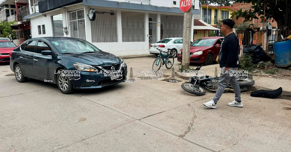 Se voló el alto y lo chocaron Se voló el alto y lo chocaron