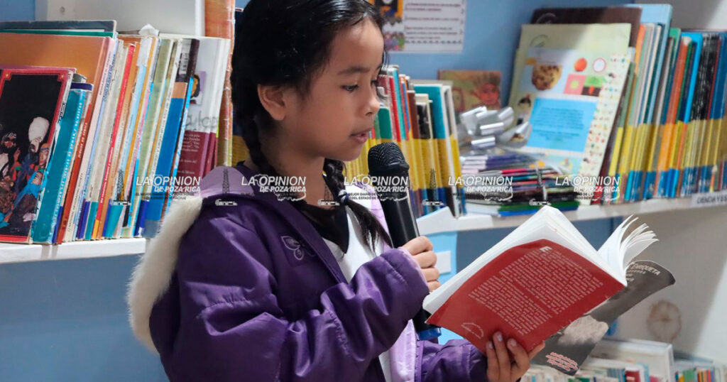 Reinaugura alcaldesa Adanely Rodríguez Biblioteca Escolar "Montecitos" Reinaugura alcaldesa Adanely Rodríguez Biblioteca Escolar "Montecitos"