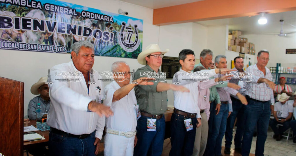 Asamblea anual ratifica a la directiva; alcalde destaca la importancia del sector pecuario en la proyección internacional del municipio Asamblea anual ratifica a la directiva; alcalde destaca la importancia del sector pecuario en la proyección internacional del municipio