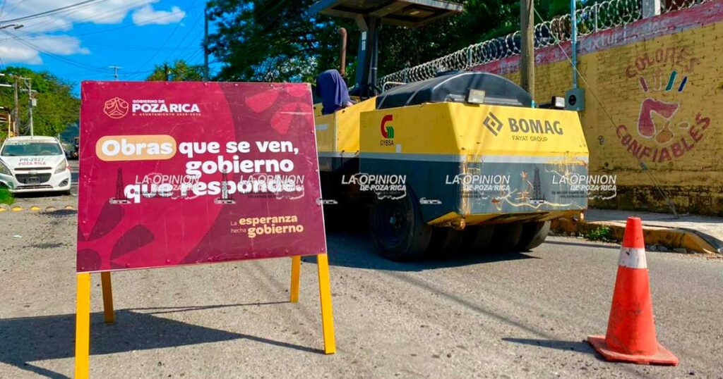 Refuerzan el programa de bacheo en colonias de la ciudad Refuerzan el programa de bacheo en colonias de la ciudad