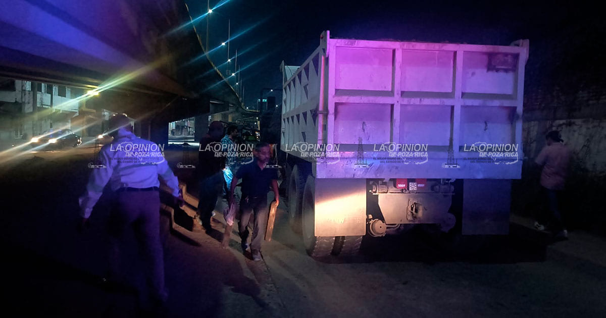 Brinda Tránsito del Estado seguridad y apoyo vial en percances