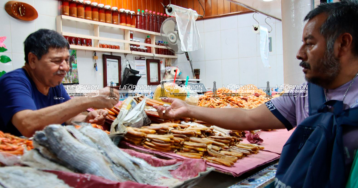 Bajas ventas de mariscos en el mercado Santa Fe; locatarios descartan contaminación