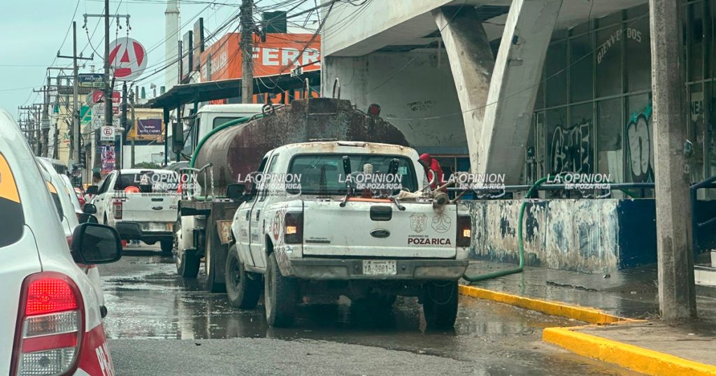 Alistan detalles para desfile del 18 de marzo en Poza Rica Alistan detalles para desfile del 18 de marzo en Poza Rica