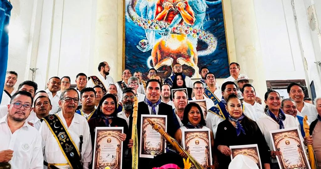 Antonio Lagunes Toral recibe bastón de mando de la Logia Simbólica Esperanza no. 2 Antonio Lagunes Toral recibe bastón de mando de la Logia Simbólica Esperanza no. 2