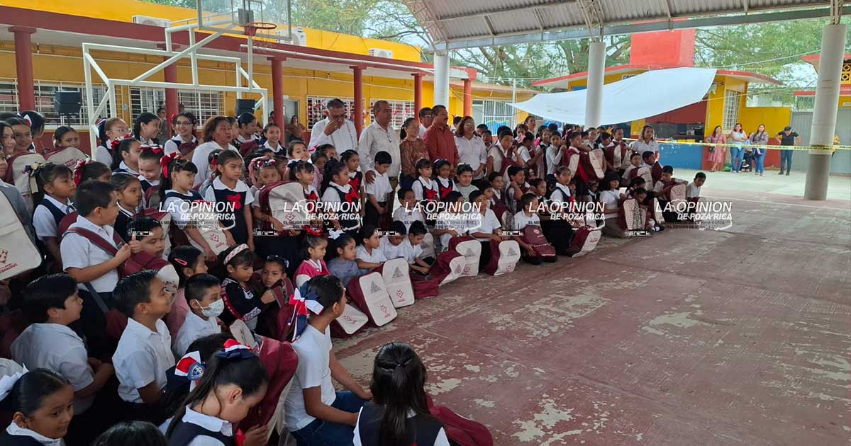 Mochilas y útiles a más de 15 mil estudiantes Mochilas y útiles a más de 15 mil estudiantes