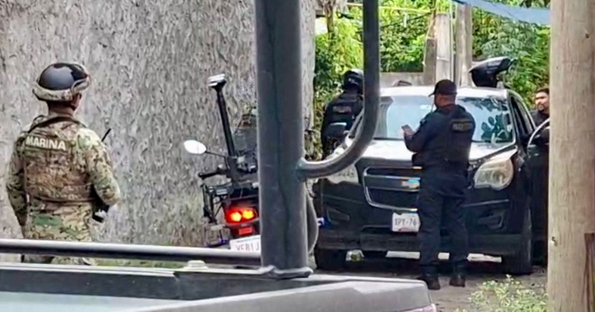 Presunta gente armada moviliza a policías Presunta gente armada moviliza a policías