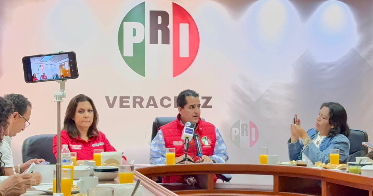 PRI Veracruz rechaza reforma electoral y celebra 97 años de historia PRI Veracruz rechaza reforma electoral y celebra 97 años de historia