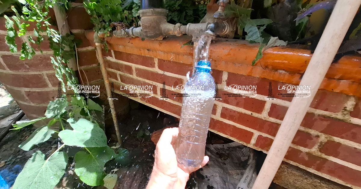 Envía CAEV agua turbia a colonias, acusan usuarios Envía CAEV agua turbia a colonias, acusan usuarios